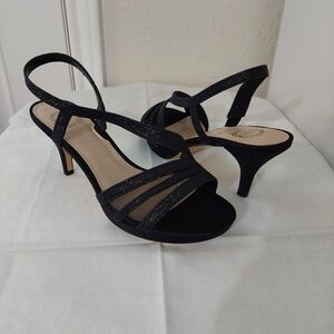 NWOB I. Miller Black Strappy Sparkly Slingback Kitten Heels Size 6
